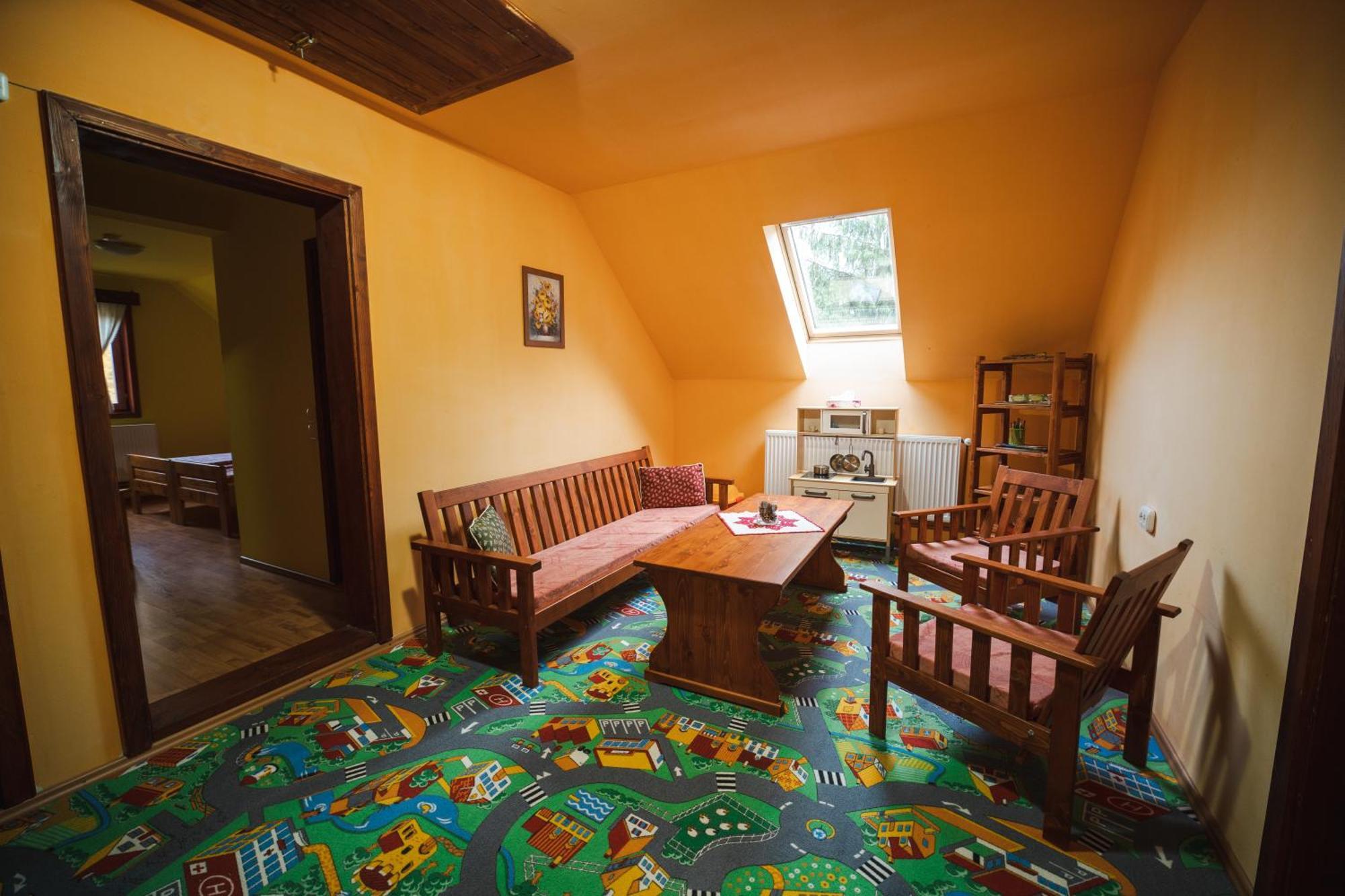 Csaloka Kulcsoshaz Villa ฮาร์กีตา-ไบ ภายนอก รูปภาพ